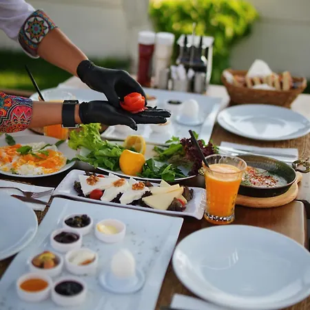 Hotell Sevilla Kusadası