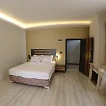ホテル Sevilla クシャダス