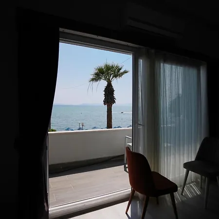 Sevilla Otel Kuşadası